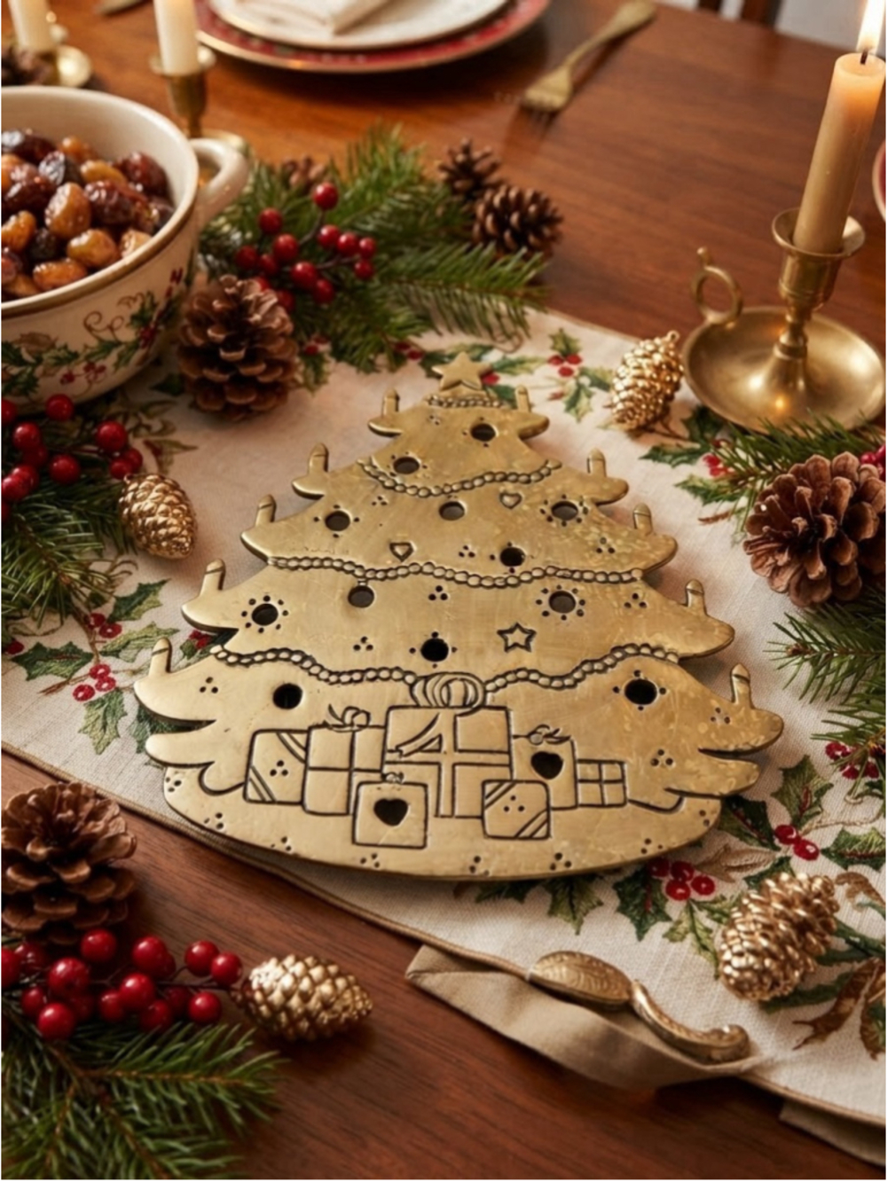 Vintage Lillian Vernon Brass Christmas Tree Trivet – Vintage Holiday Decor